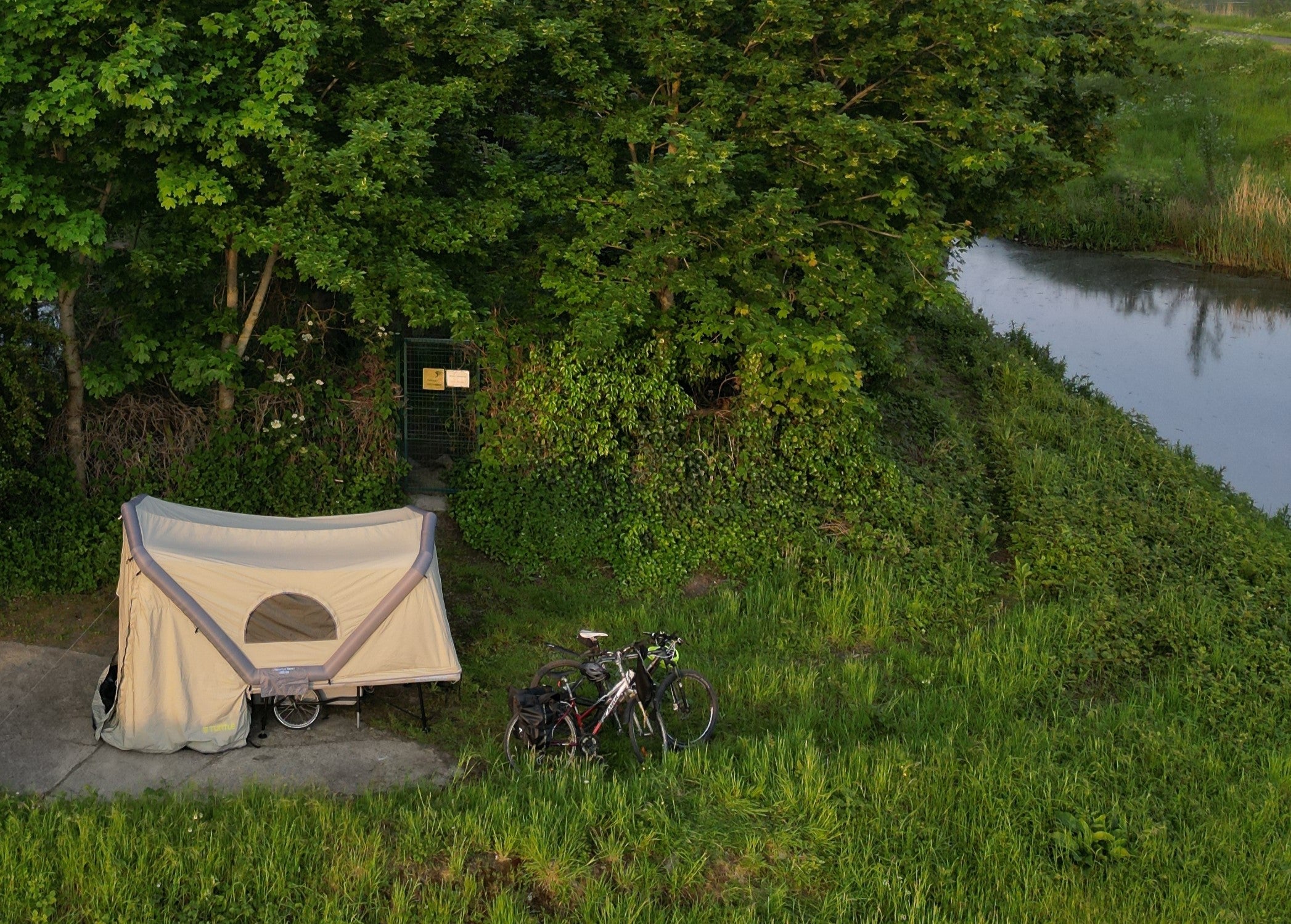 B TURTLE microcaravan voor fietsen