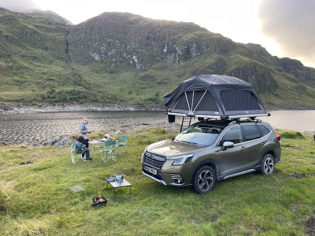 sheepie yuna family dachzelt Tente de toit Farbe:Mulberry Testing out smart swim Canoë